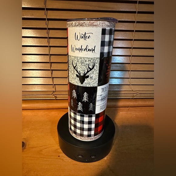 Buffalo Plaid Christmas Tumbler - Picture 4 of 4